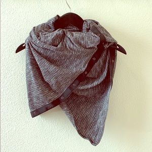 Lululemon Vinyasa Scarf
